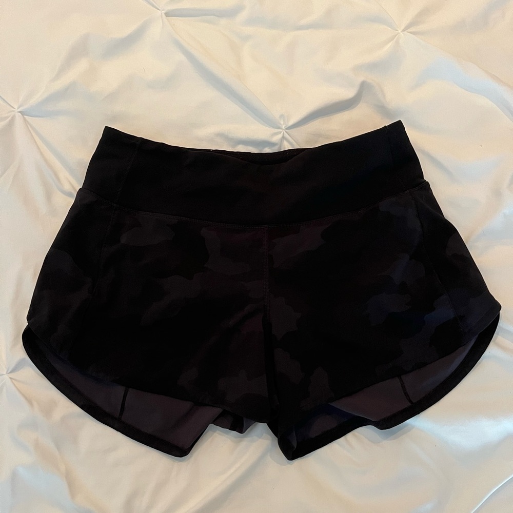 Lululemon Camo Athletic Shorts (size 6)